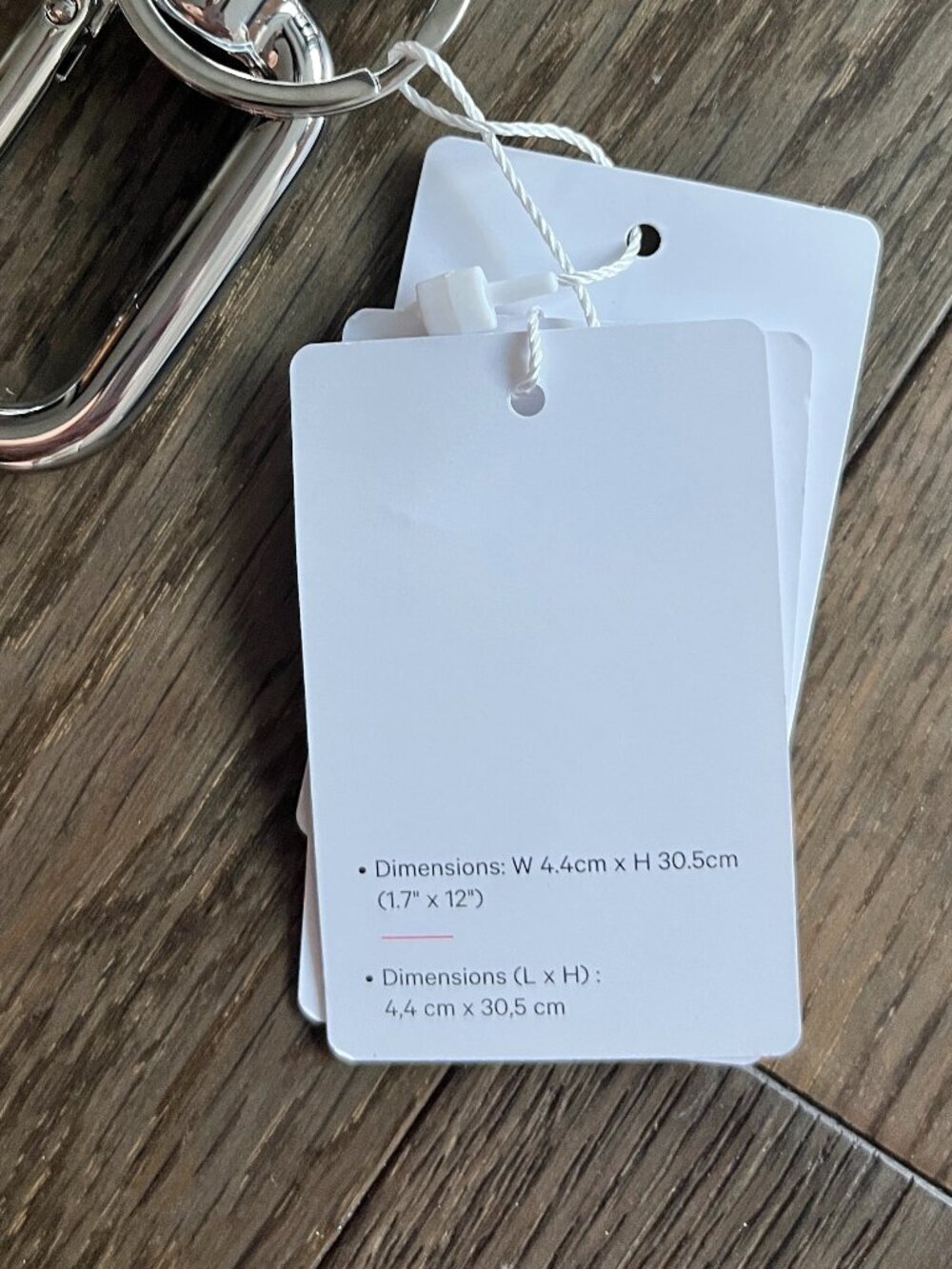 Lululemon Never Lost Keychain NWT Large Tan Ivory Silver Accessory - Picture 4 of 4
